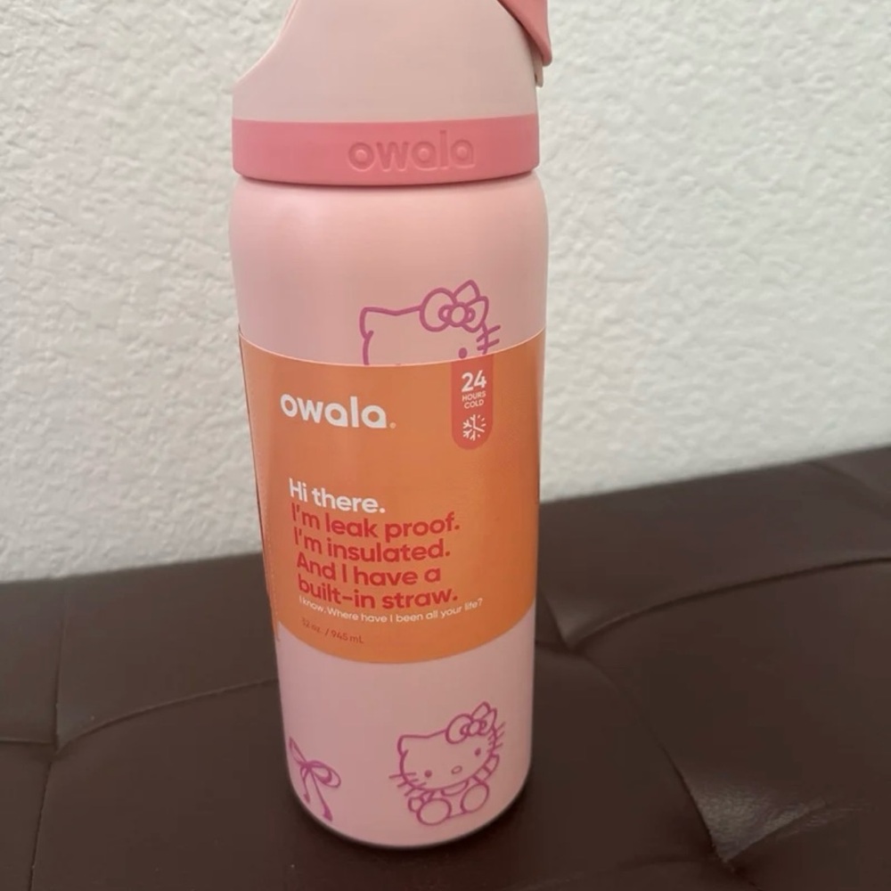Owala pink hello kitty Insulated Water Bottle freesip